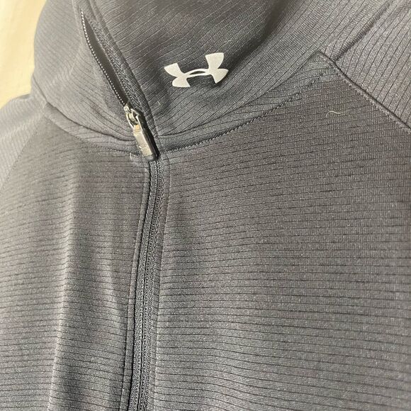 Under Armour black 1/2 zip long sleeve pullover, size medium - Picture 6 of 13
